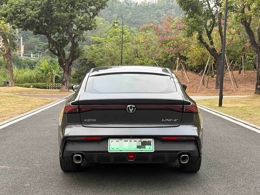 Changan UNI-V iDD 2023 #9 Changan UNI-V iDD 2023 car image #9