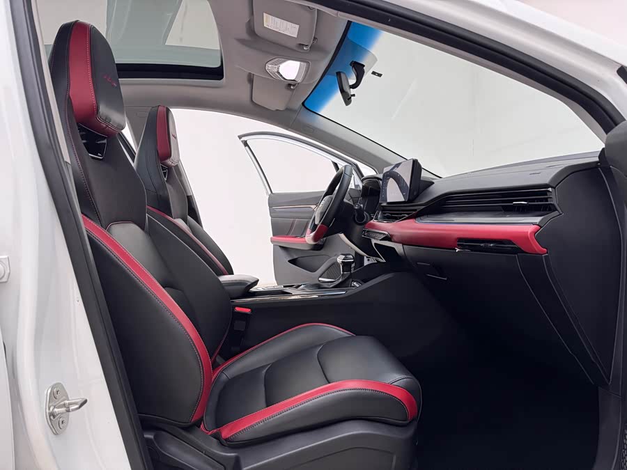 GEELY 2022 car image #9