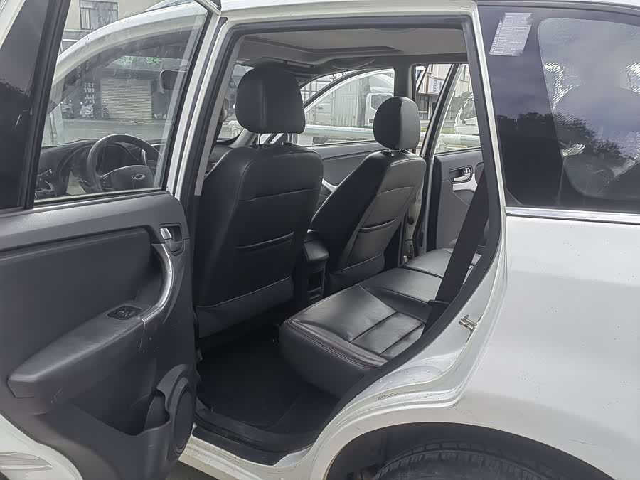 Chery Tiggo 3 2014 car image #9