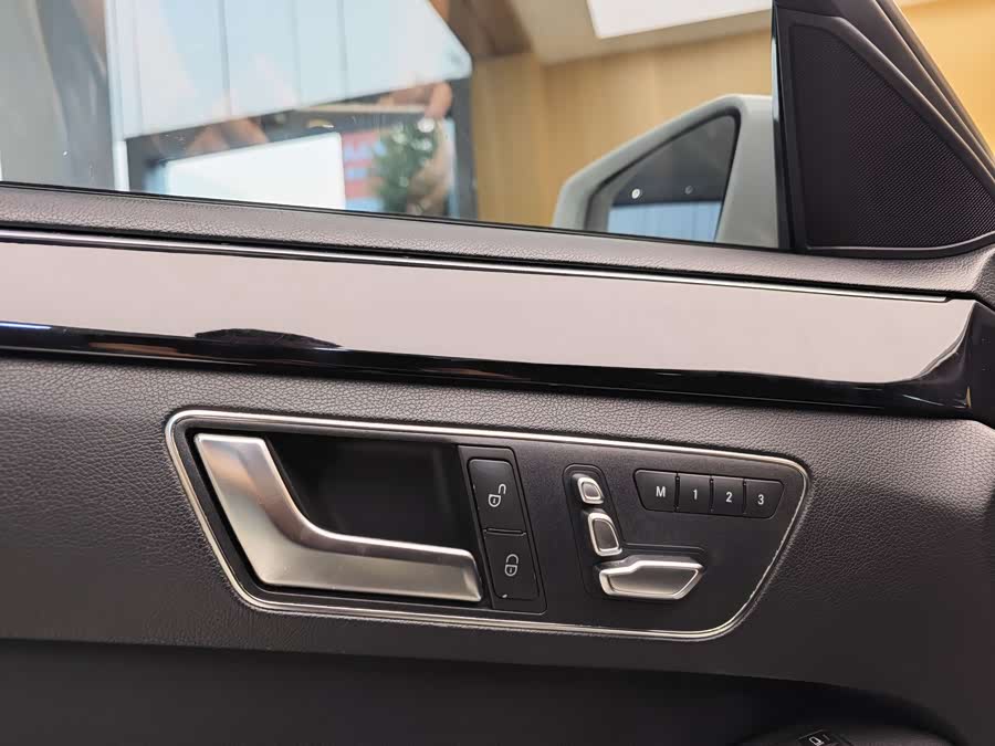 Mercedes-Benz E Class 2015 #9 Mercedes-Benz E Class 2015 car image #9