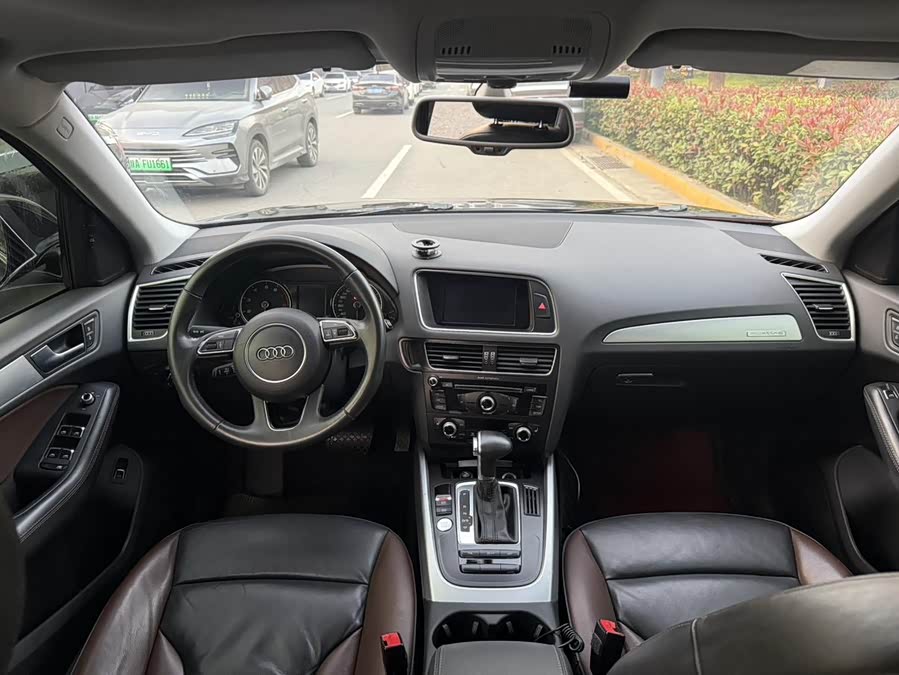 Audi Q5 2018 صورة سيارة #9