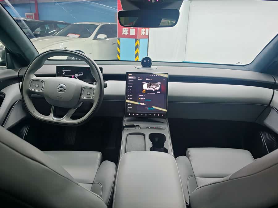 蔚来 蔚来ET5 2022 汽车图片 #9