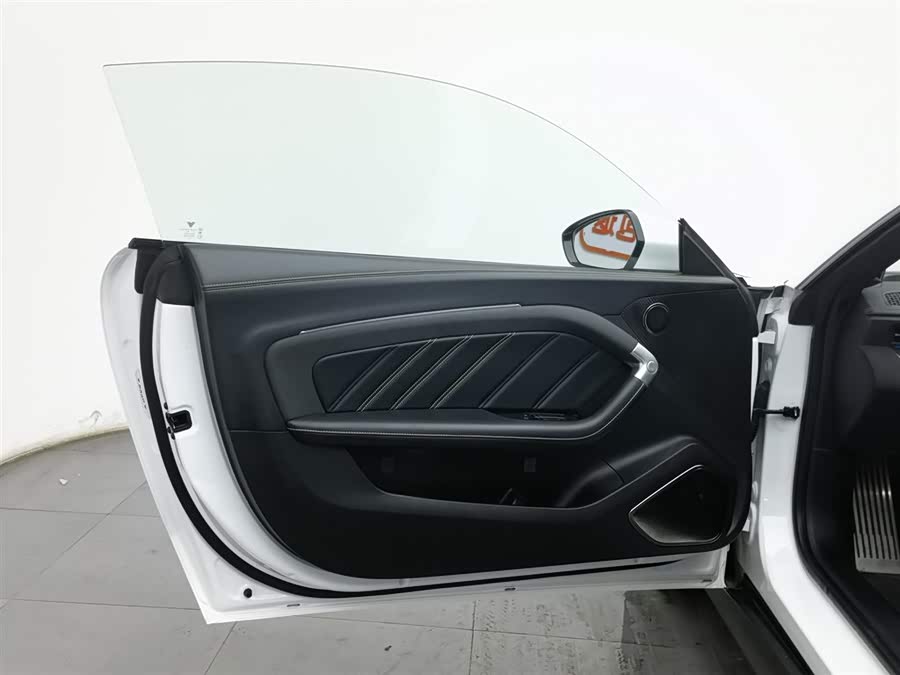 哪吒汽车 哪吒GT 2023 汽车图片 #9