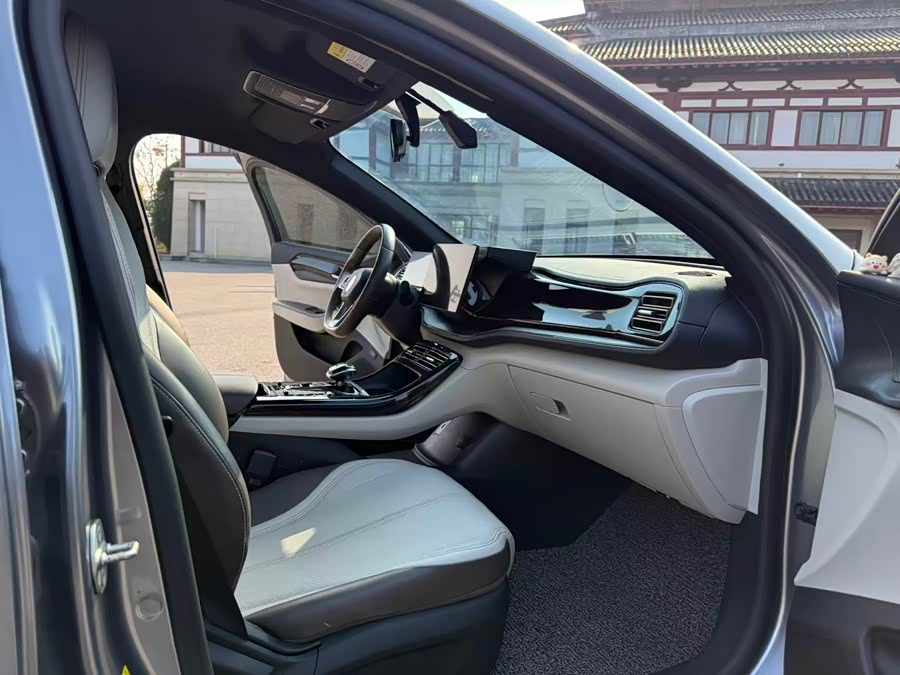 BYD Qin Plus 2023 صورة سيارة #9