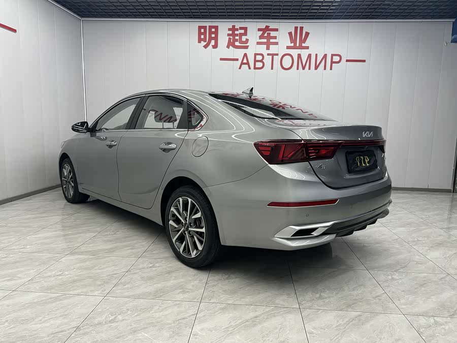 Kia K3 2021 car image #9