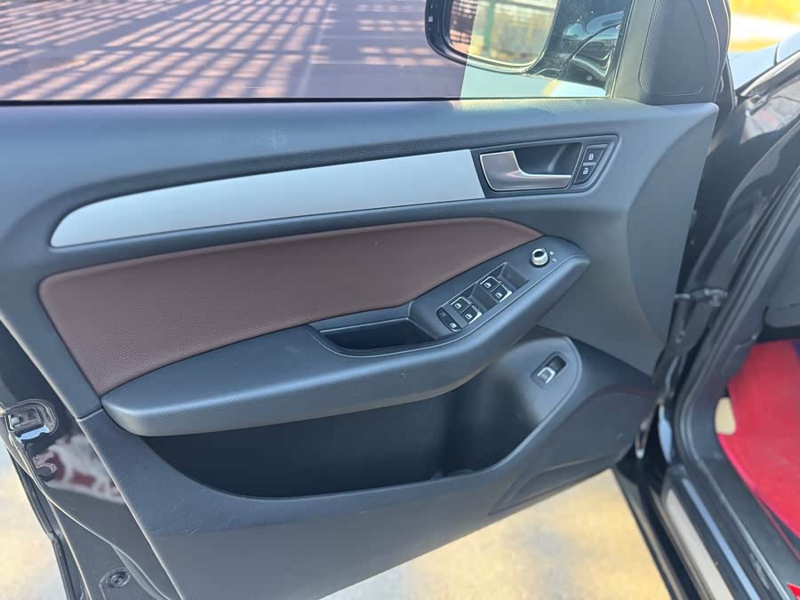 Audi Q5 2018 صورة سيارة #9