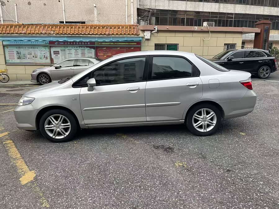 Honda City 2008 immagine di auto #9