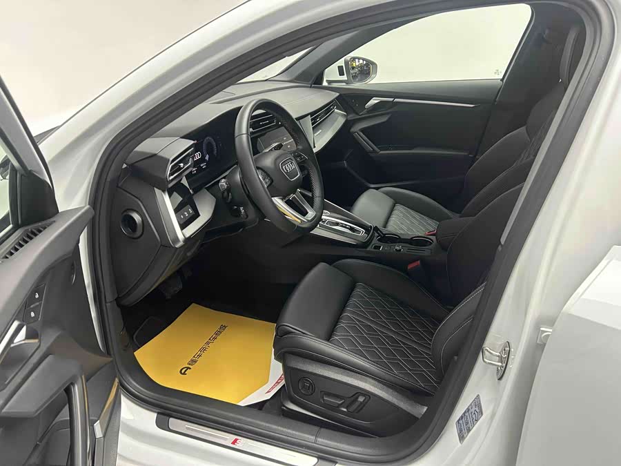 Audi A3 2025 car image #9