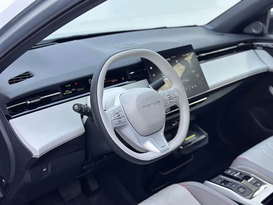 Honda e:NS2 2024 #9 Honda e:NS2 2024 car image #9