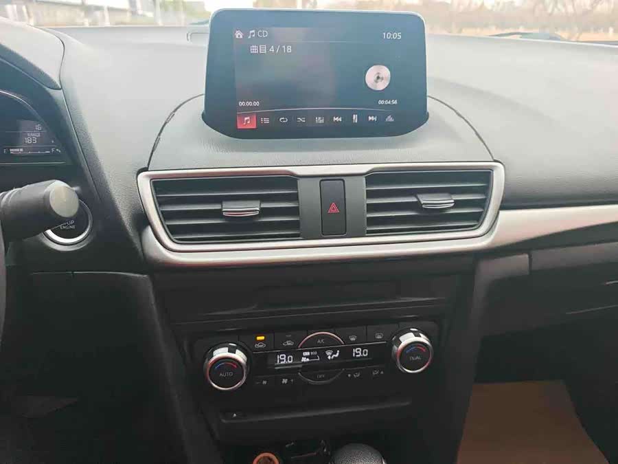 Mazda 2018 #9 Mazda 2018 car image #9
