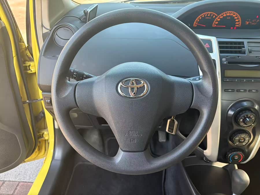 Toyota Yaris 2011 #9 Toyota Yaris 2011 imagen de coche #9