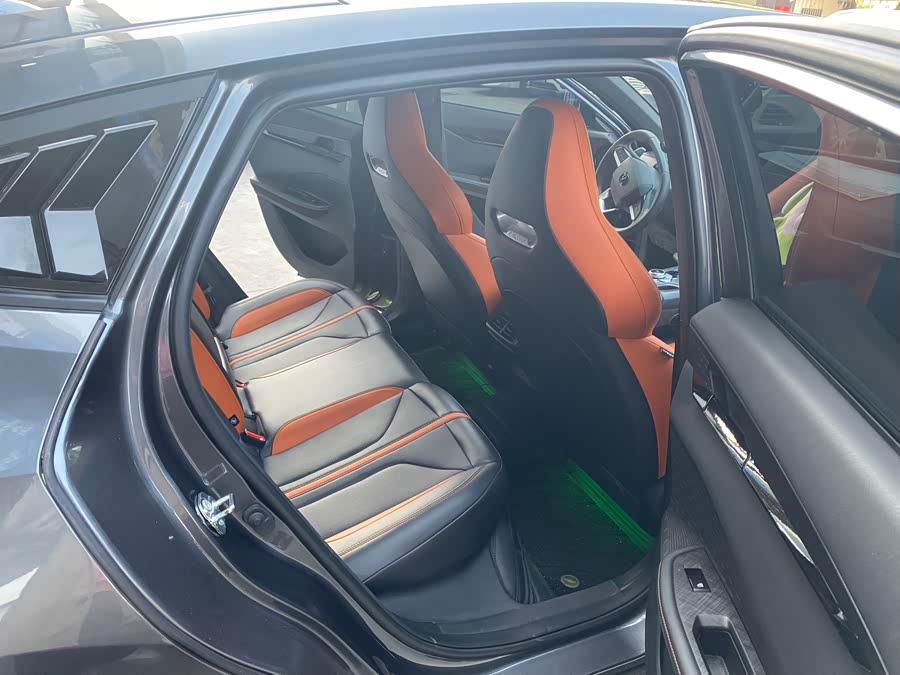 Changan UNI-V 2024 car image #9