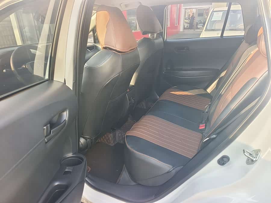 Toyota Corolla Cross 2023 immagine di auto #9