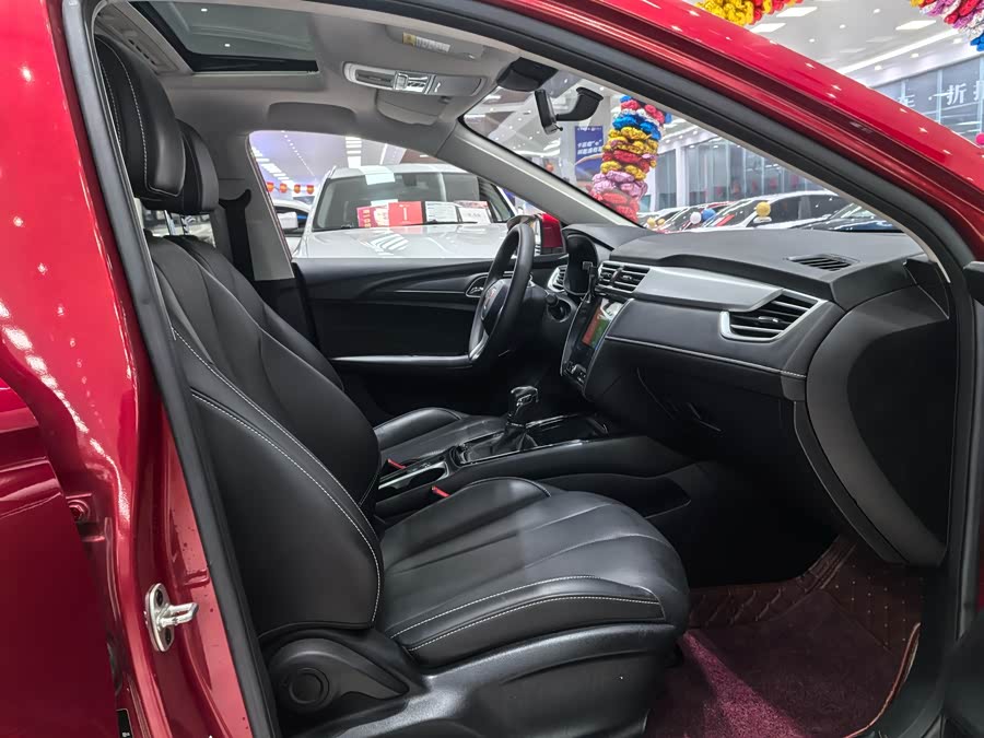 Roewe i5 2020 car image #9