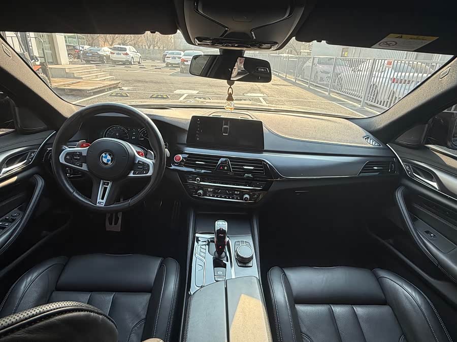 BMW M5 2019 صورة سيارة #9