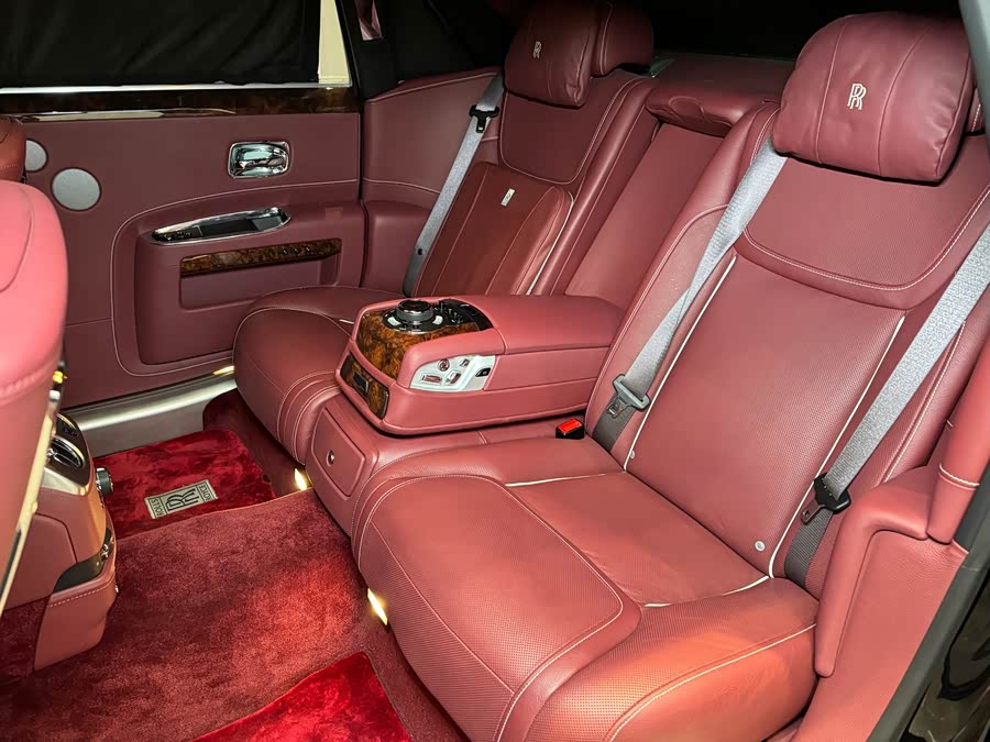 Rolls-Royce Ghost 2018 car image #9