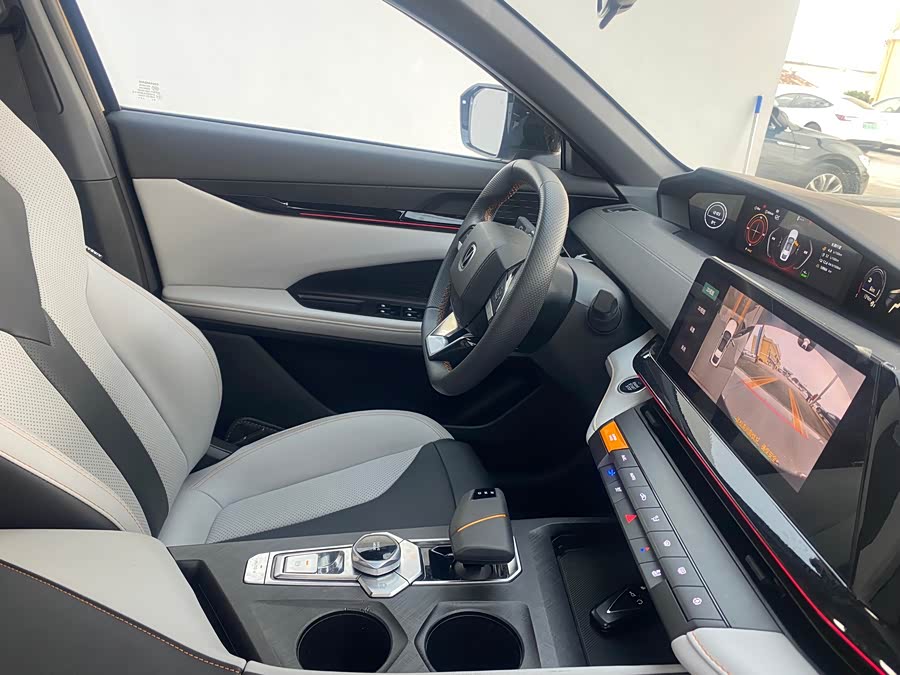 Changan UNI-V iDD 2024 #9 Changan UNI-V iDD 2024 car image #9