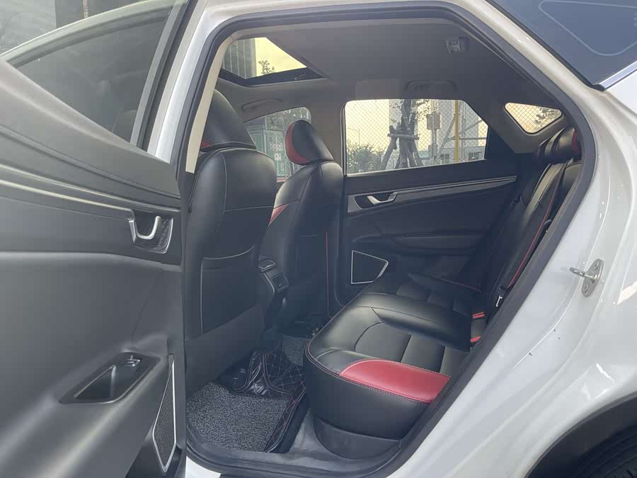 GEELY 2020 car image #9