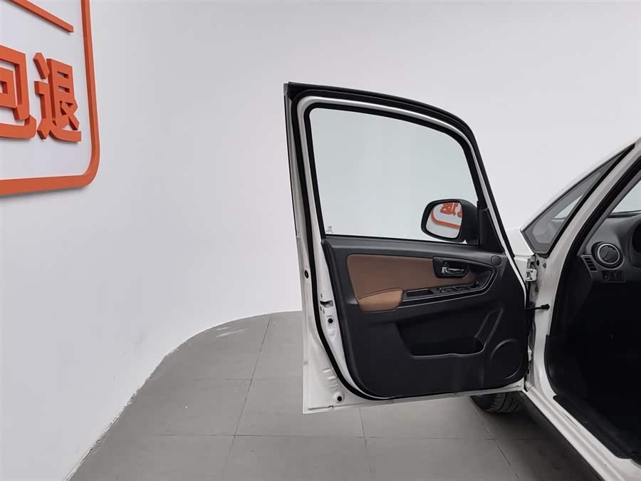 铃木 天语 SX4 2016 汽车图片 #9