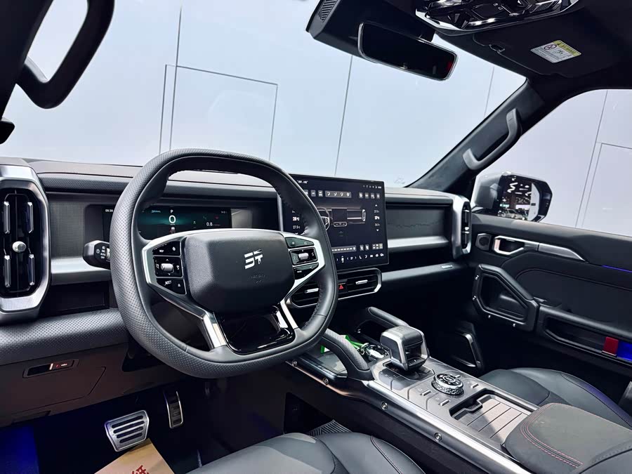 Jetour Traveller 2023 car image #9