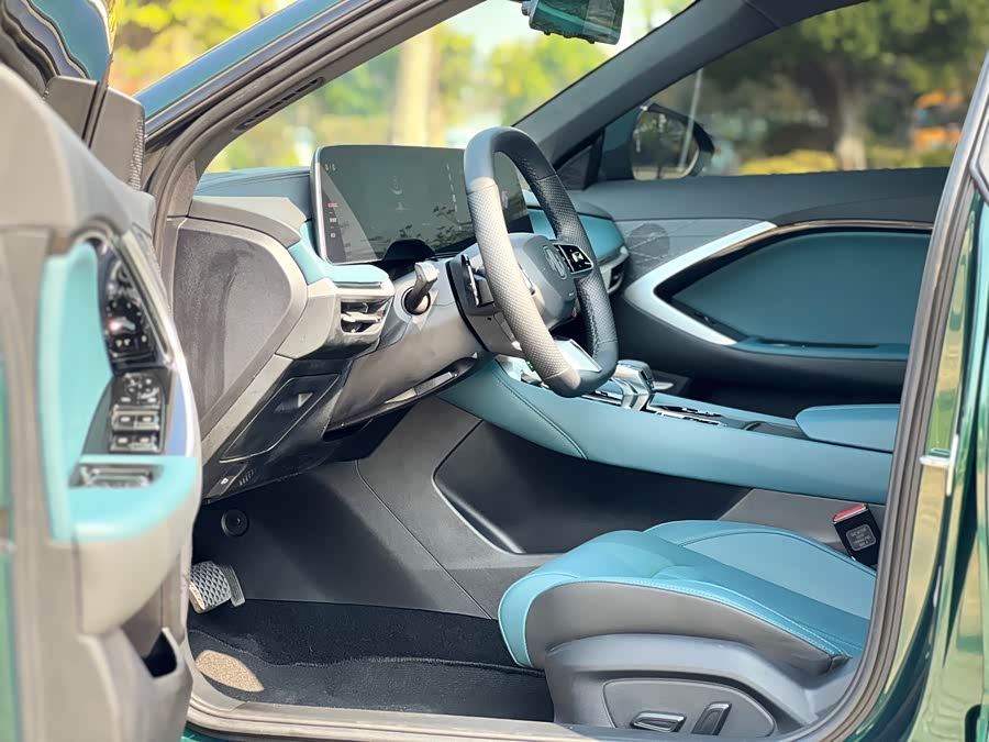 MG 7 2025 car image #9