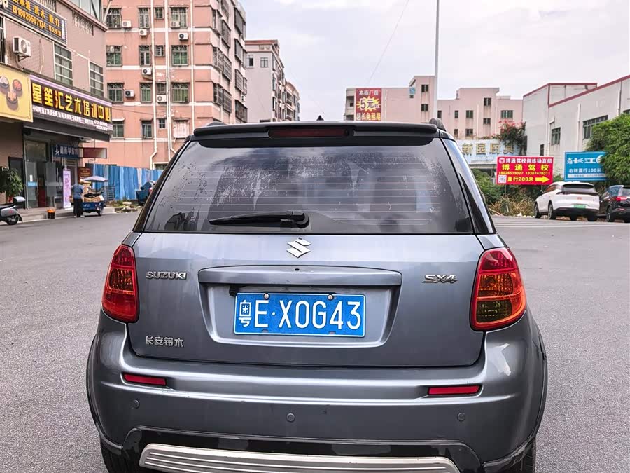 铃木 天语 SX4 2010 汽车图片 #9