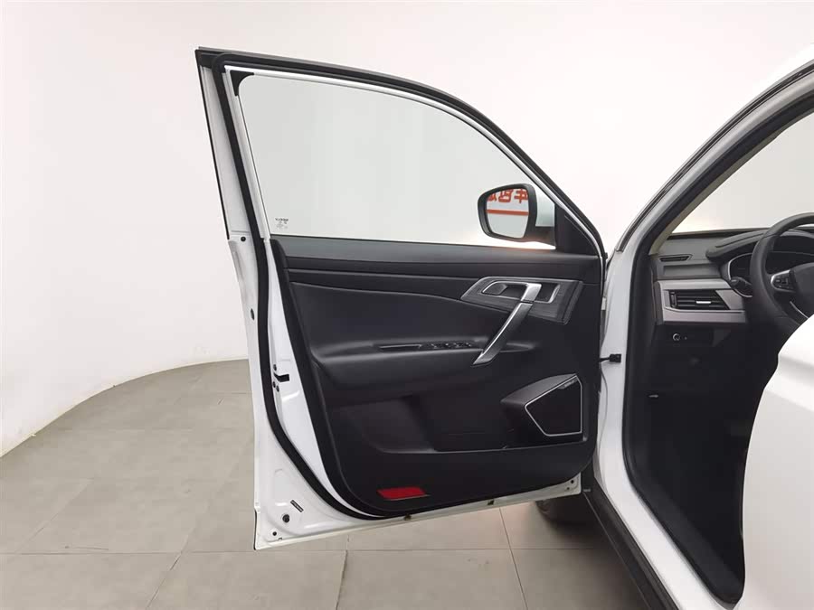 GEELY Boyue 2022 car image #9