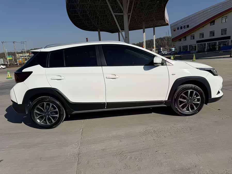 Toyota Yaris L Zhixuan 2022 immagine di auto #9