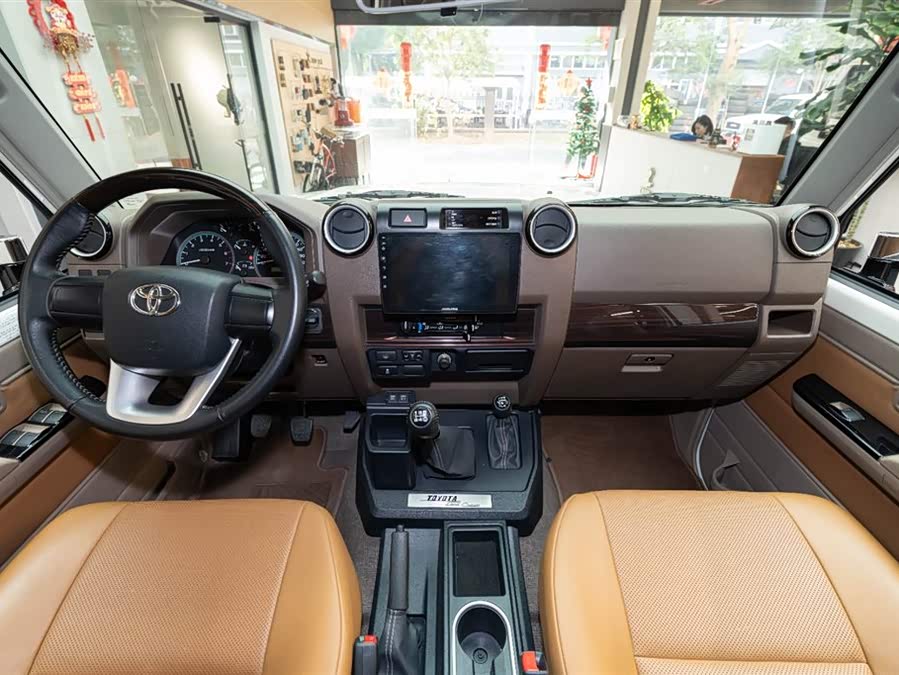 Toyota 2023 car image #9