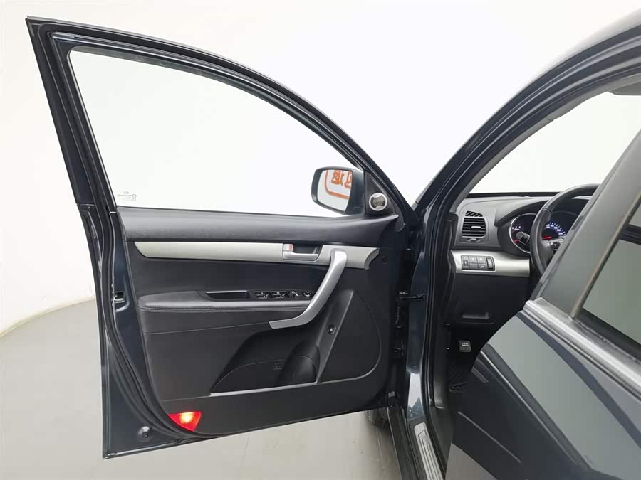 Kia Sorento 2011 car image #9