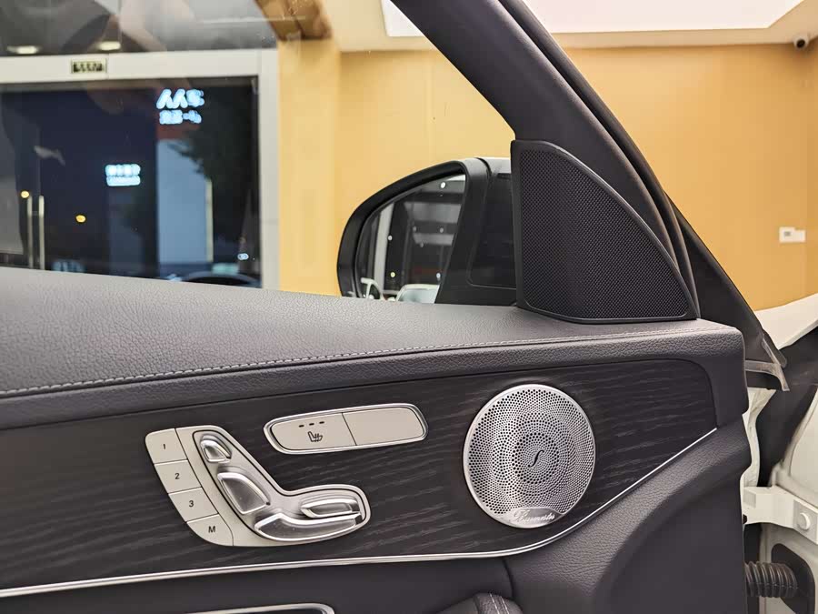 Mercedes-Benz C Class 2020 car image #9