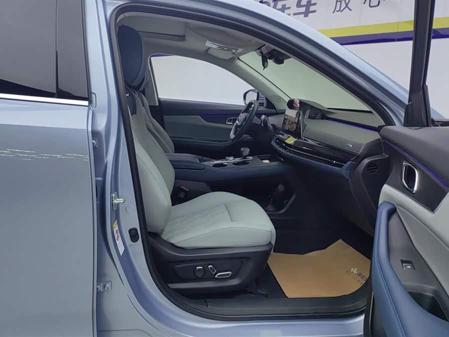 Changan UNI-K iDD 2022 car image #9