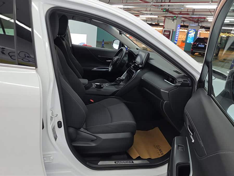 Toyota Harrier 2022 immagine di auto #9