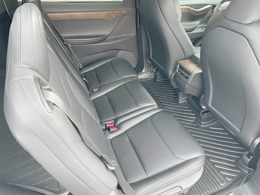 Tesla Model X 2020 #9 Tesla Model X 2020 car image #9