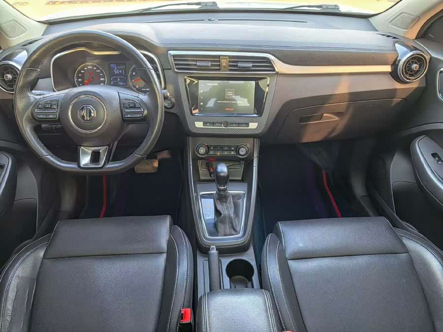 MG ZS 2018 car image #9