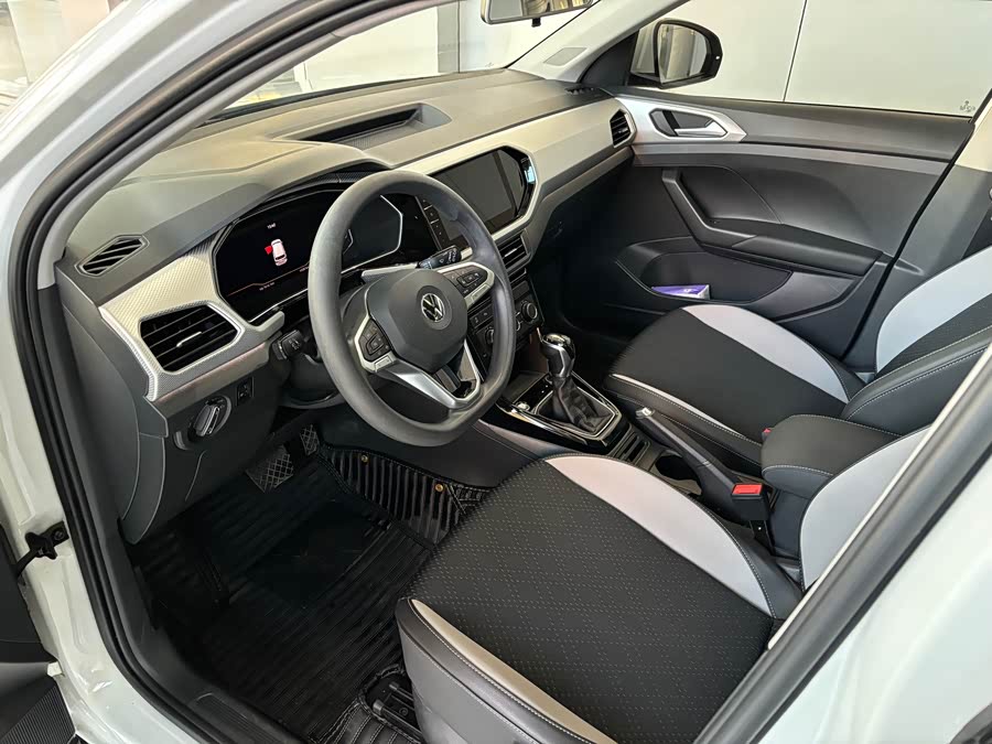 Volkswagen Tacqua 2022 car image #9