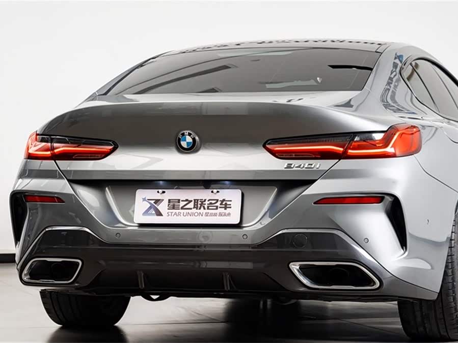 BMW 8 Series 2022 car image #9