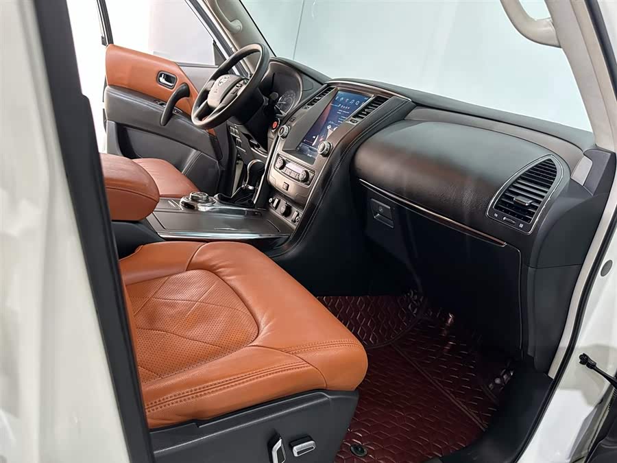 日产 途乐 2018 汽车图片 #9