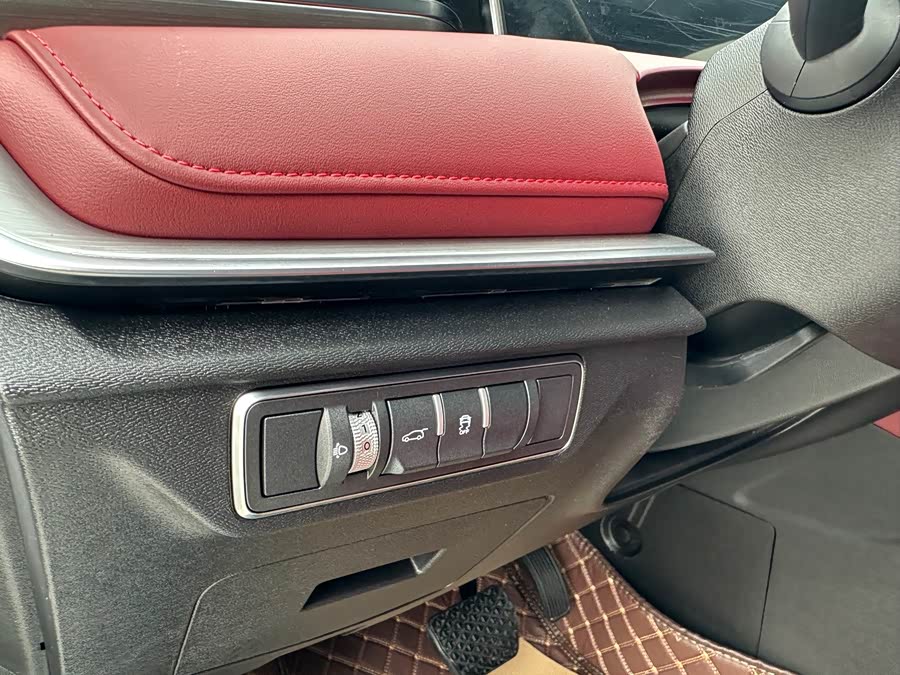 Jetour X70 PLUS 2024 car image #9