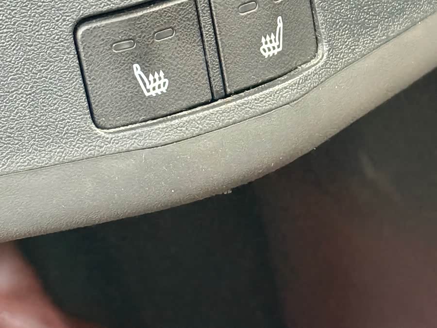 Toyota bZ3 2023 صورة سيارة #9