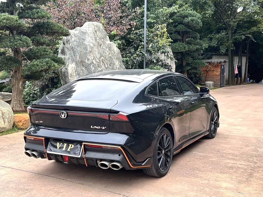 Changan UNI-V 2023 car image #9
