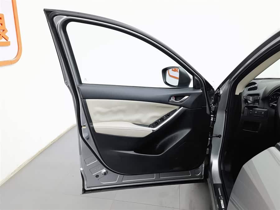 Mazda CX-5 2015 car image #9