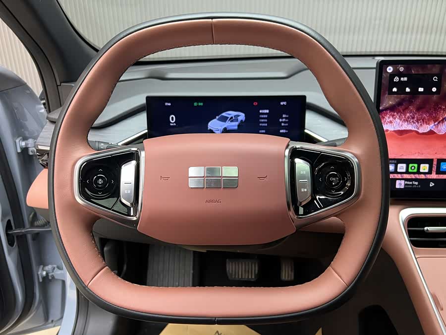GEELY 2025 #9 GEELY 2025 car image #9