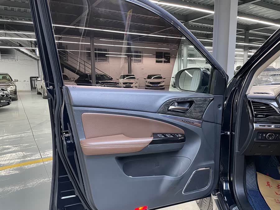 比亚迪 唐新能源 2017 汽车图片 #9