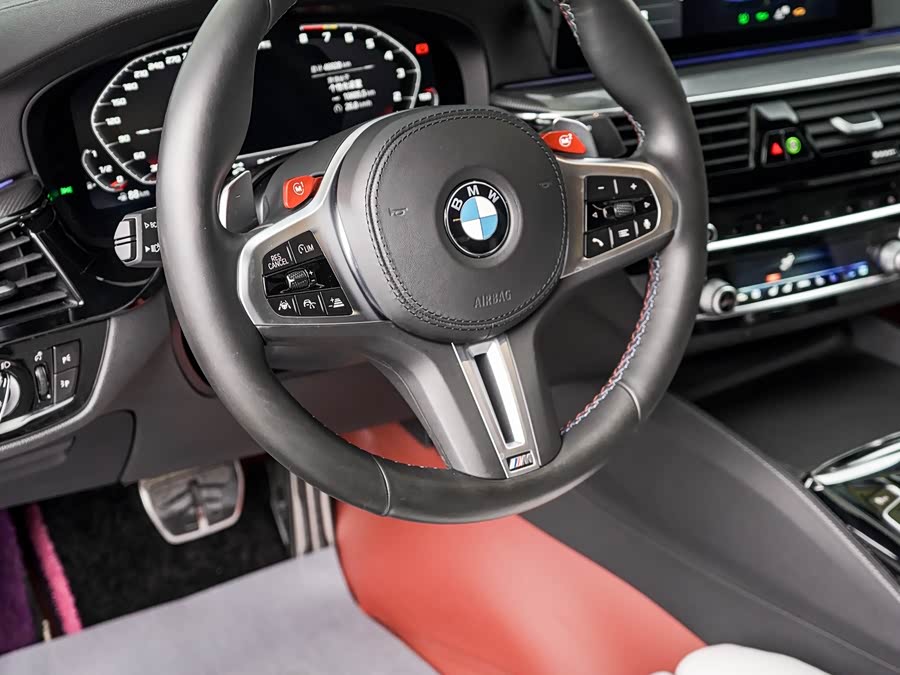 BMW M5 2020 car image #9