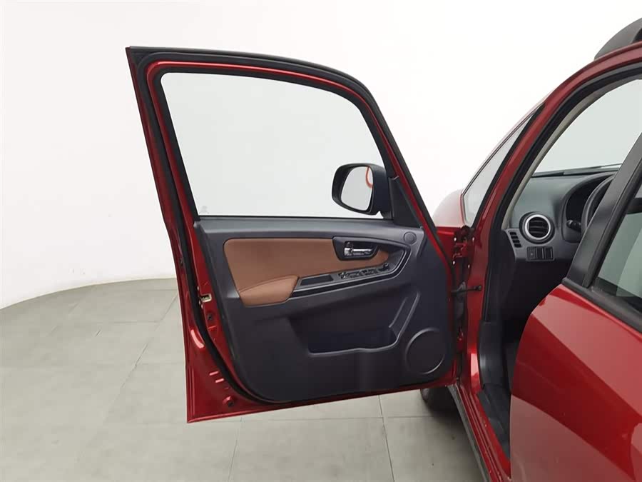 铃木 天语 SX4 2017 汽车图片 #9