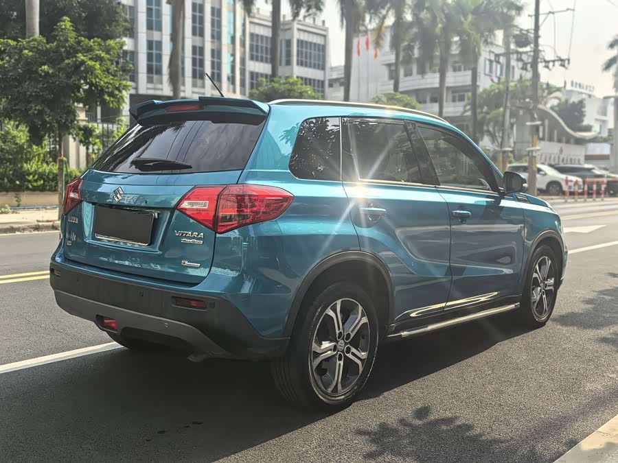 Suzuki Vitara 2016 car image #9