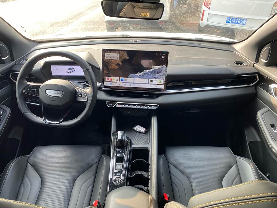 GEELY Coolray 2024 #9 GEELY Coolray 2024 car image #9