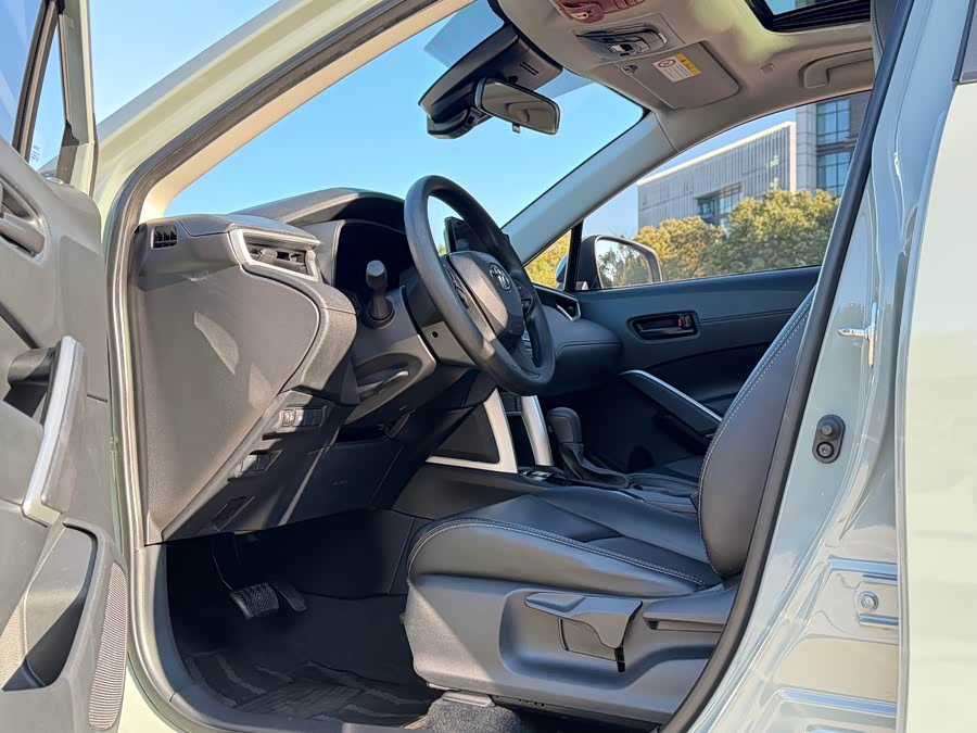 Toyota Corolla Cross 2023 car image #9