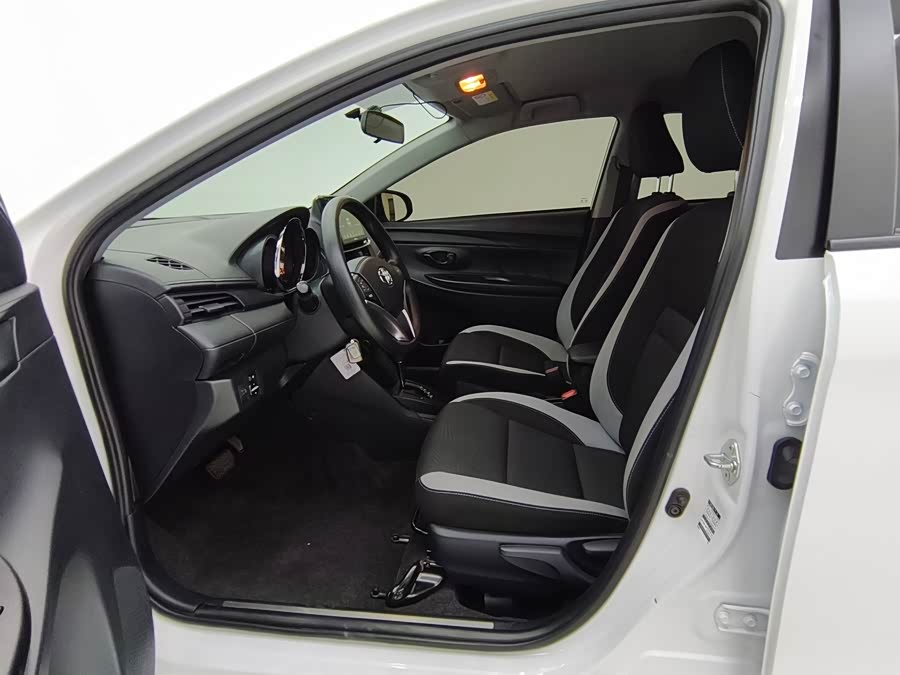 丰田 YARiS L 致炫 2022 汽车图片 #9